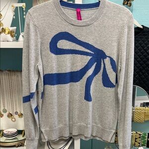 Elegant Gray Sweater with Blue Bow Accent